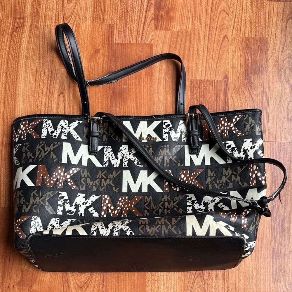 Michael Kors Jet Set Travel Medium Carryall Tote Designer Animal Print Gold Used